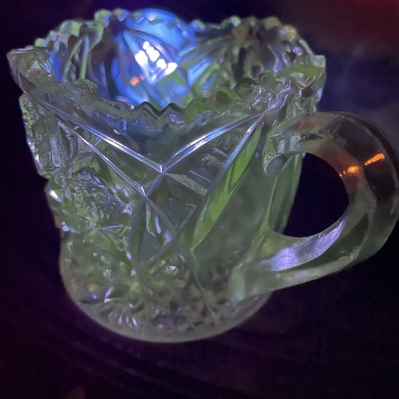 VINTAGE DEPRESSION CLEAR CUT CRYSTAL 1/4" THICK GLASS DOUBLE HANDLE - Picture 3 of 6